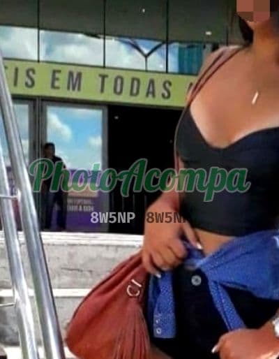 Acompanhante em Rio de Janeiro com beijo grego (2) — Lorena
