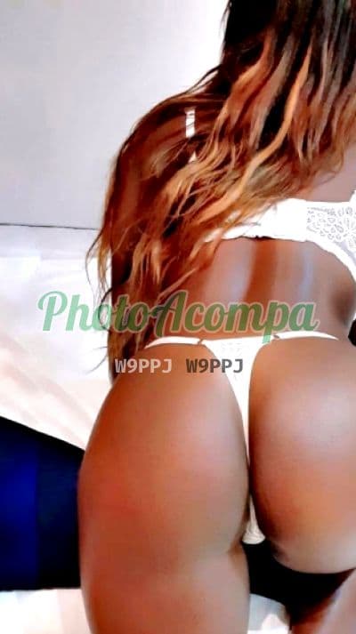 Acompanhante em Jaboatão dos Guararapes com beijo grego (2) — Lorena