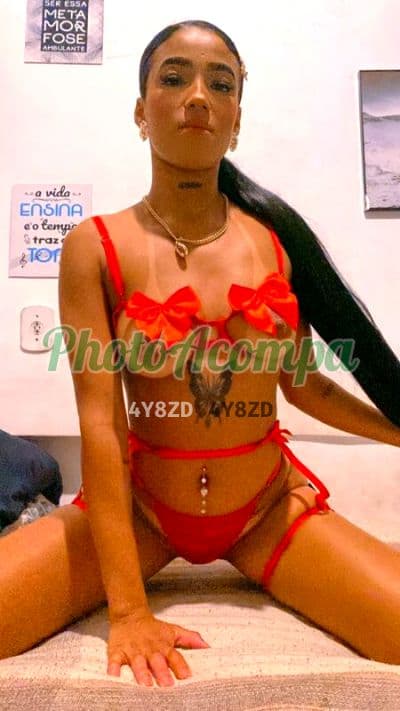 Acompanhante magra em Rio de Janeiro (3) — Lua