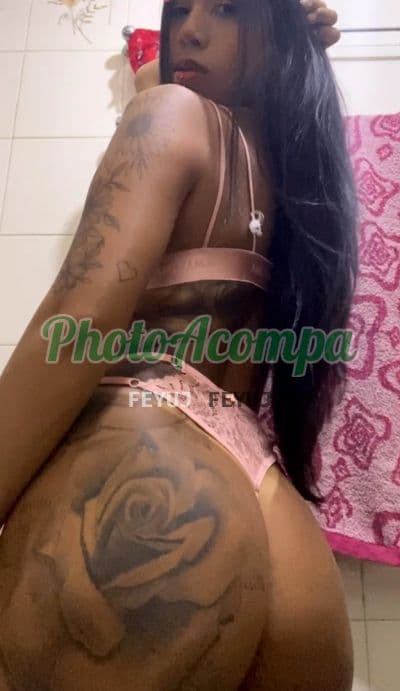 Acompanhante magra em Uberlândia — Luna Aguiar, foto 3