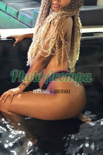 Acompanhante de seios naturais em Salvador, foto 5 de Lunar