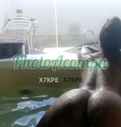 Acompanhante de seios naturais em Rio de Janeiro (3) — Luxinho