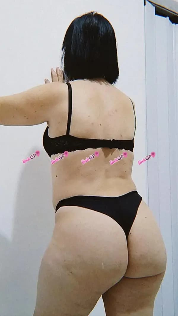 Acompanhante cabelo médio em Brasil (11) — Lya