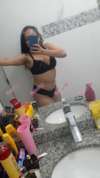 Acompanhante morena em Curitiba