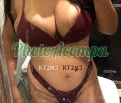 Acompanhante em Duque de Caxias com beijo na boca (2) — May
