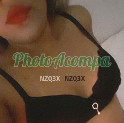 Acompanhante em Brasília com beijo grego (2) — Mia