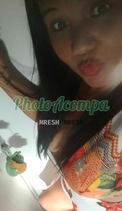 Acompanhante em Niterói — beijo grego, foto 2 de Mia
