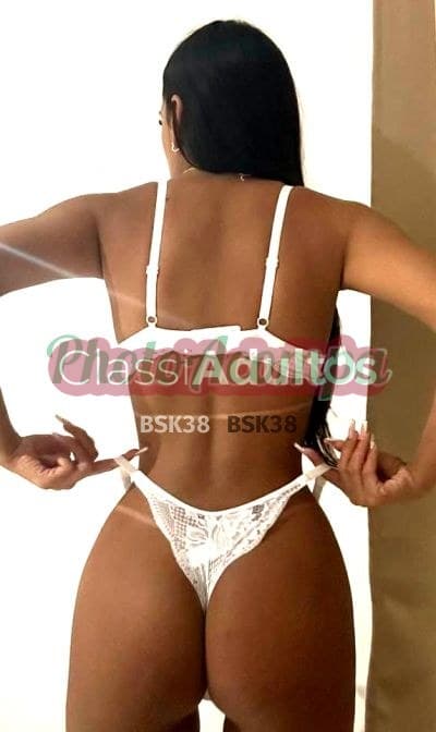 Acompanhante morena em Duque de Caxias