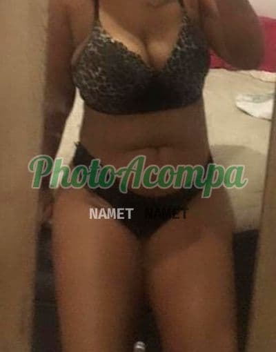 Acompanhante de seios naturais em Santos, foto 3 de Mirella