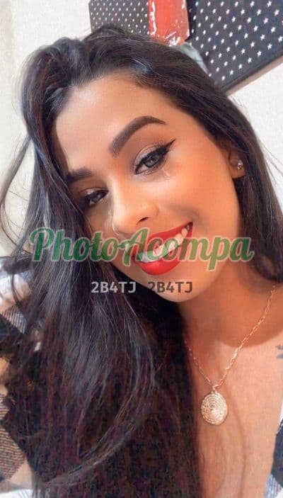 Acompanhante em São Paulo com beijo na boca (2) — Mirella