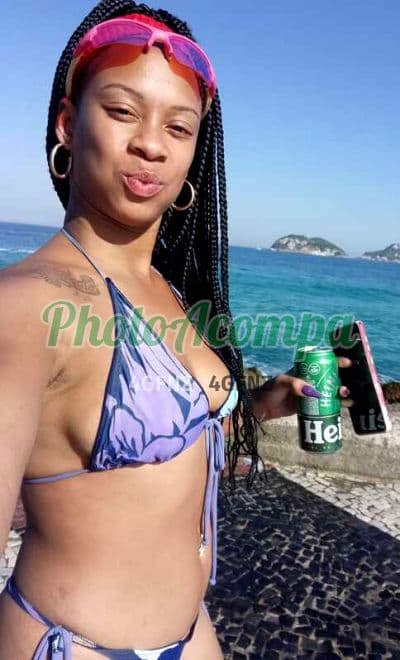 Acompanhante em Suzano com beijo na boca (2) — Monique