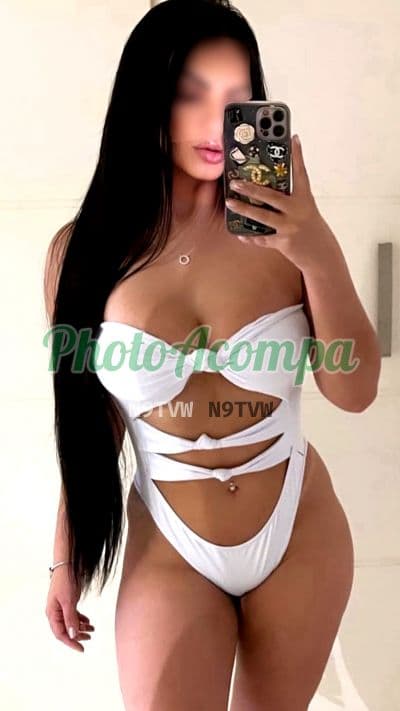 Acompanhante em Piracicaba com beijo na boca (2) — Namoradinha