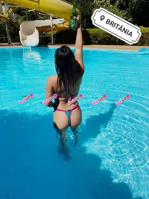 Acompanhante branquinha em Goiás (município) (3) — Neves