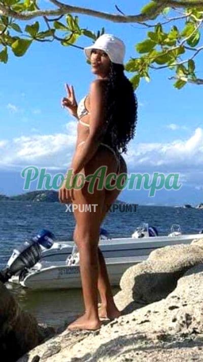 Acompanhante em Nilópolis com beijo na boca (2) — Nicole