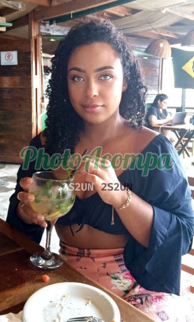 Foto 4: Acompanhante em Rio de Janeiro — beijo na boca, Nicole