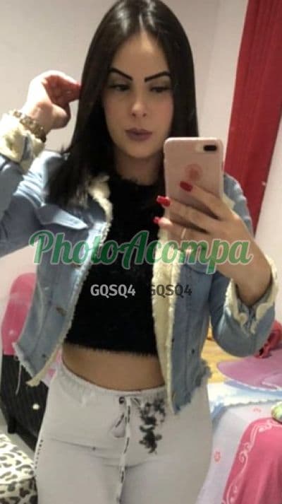 Acompanhante em Rio de Janeiro com beijo na boca (2) — Poliana