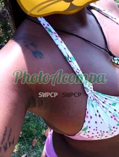 Acompanhante de seios naturais em Petrópolis — Preta Silva, foto 5