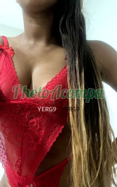 Acompanhante em Rio de Janeiro — beijo grego, foto 2 de Safira