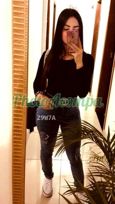 Acompanhante em Curitiba com namoradinha (4) — Sarah