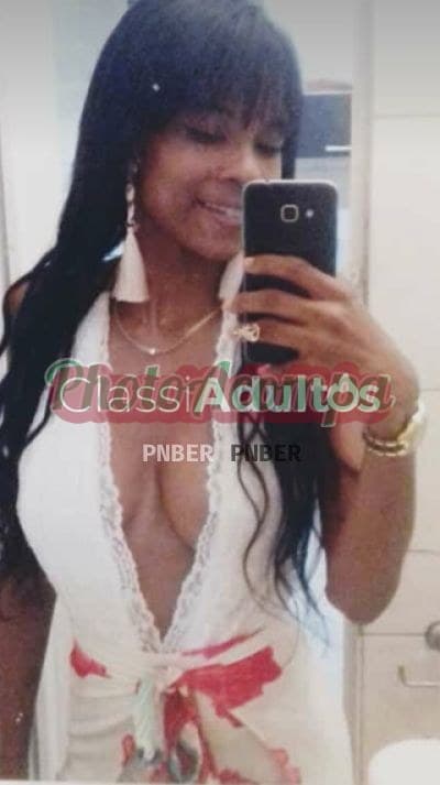 Acompanhante morena em Rio de Janeiro, foto de perfil