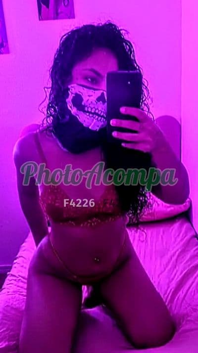 Acompanhante em Rio de Janeiro com namoradinha (4) — Tainá Ávila