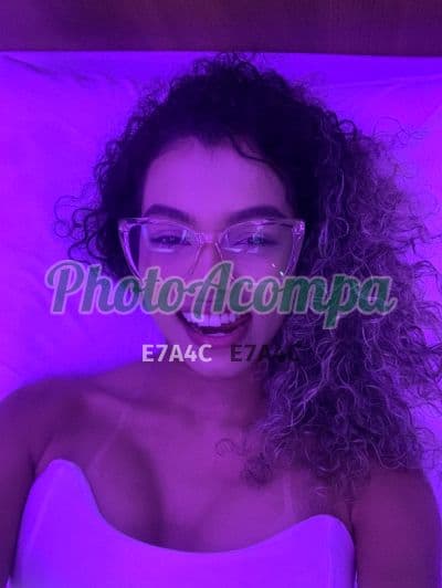 Acompanhante em Manaus com beijo na boca (2) — Thaís