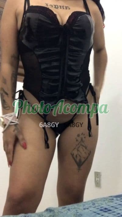 Acompanhante em Indaiatuba com beijo grego (2) — Vic