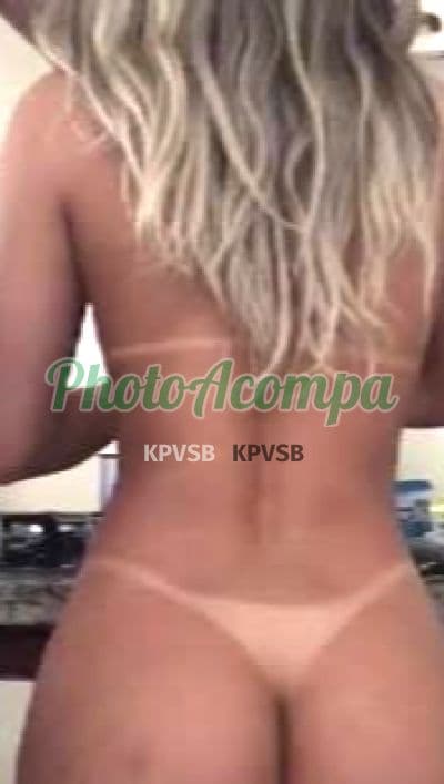 Acompanhante em São Paulo com beijo na boca (2) — Yara