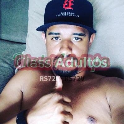 Adriano — acompanhante masculino em Carapicuíba