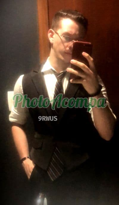 Acompanhante masculino em Manaus — beijo na boca, foto 4 de Aires