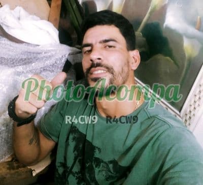 Foto 6: Acompanhante masculino em Macaé — beijo grego, Airton