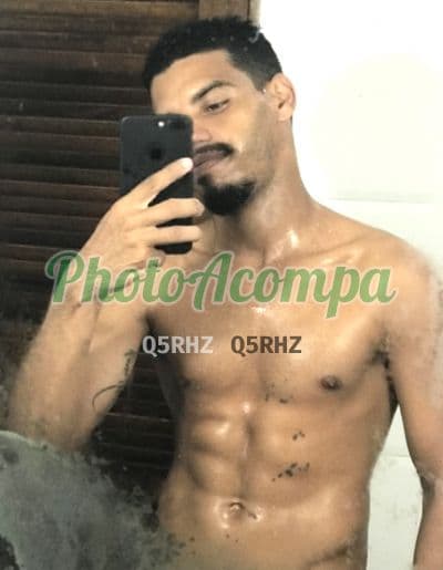 Acompanhante masculino em Rio de Janeiro — beijo na boca, foto 4 de Akin