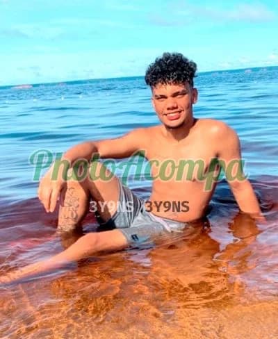 Acompanhante masculino em Manaus com beijo grego (4) — Alex