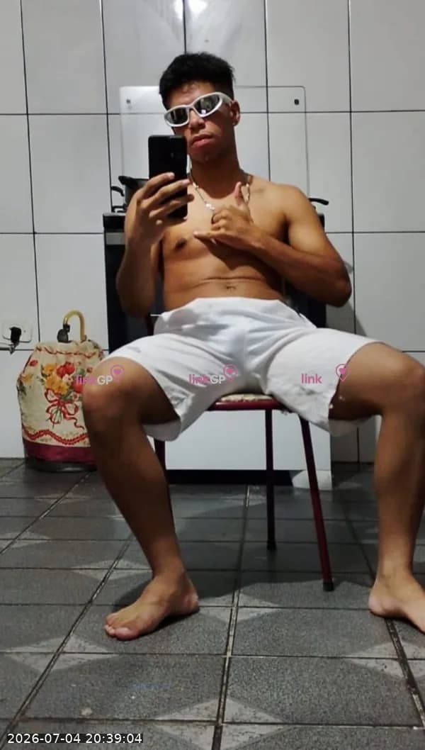 Foto 4: Acompanhante masculino em Barra do Piraí — beijo grego, Alex