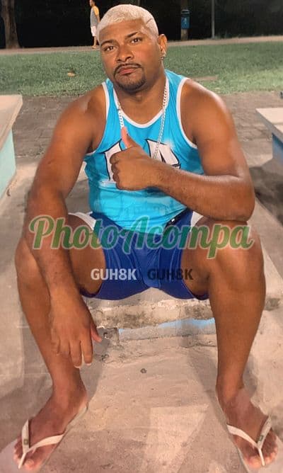 Acompanhante masculino em Recife com beijo grego (6) — Alex