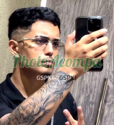 Acompanhante masculino em Goiânia — beijo na boca, foto 6 de Alexandre