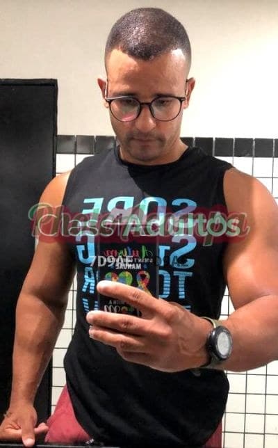 Acompanhante masculino imagem do anúncio em Recife