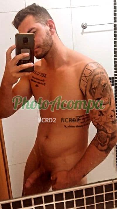 Acompanhante masculino em Novo Hamburgo com beijo na boca (2) — Anderson
