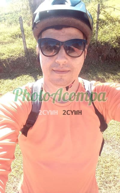 Acompanhante masculino em Taubaté com beijo na boca (4) — Anderson
