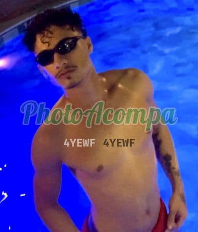 Acompanhante masculino em São Paulo com beijo na boca (6) — Andrew