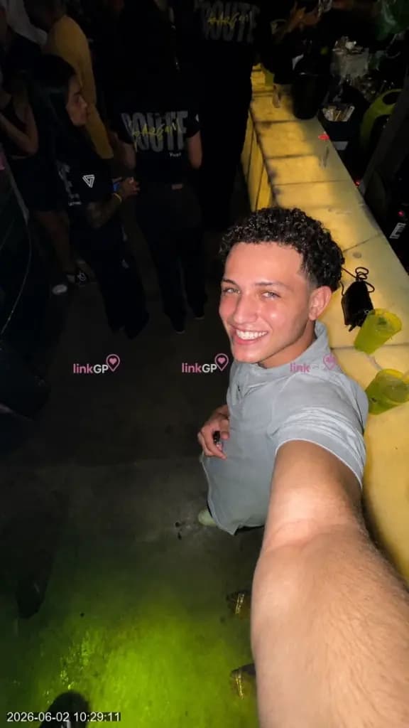 Acompanhante masculino alto em Fortaleza