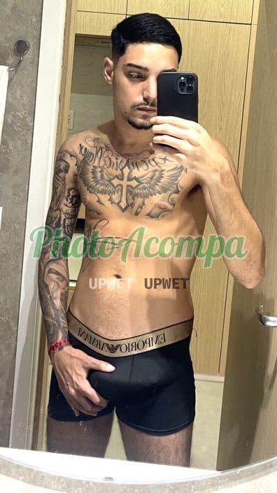 Acompanhante masculino em Piracicaba — beijo na boca, foto 2 de Aquiles