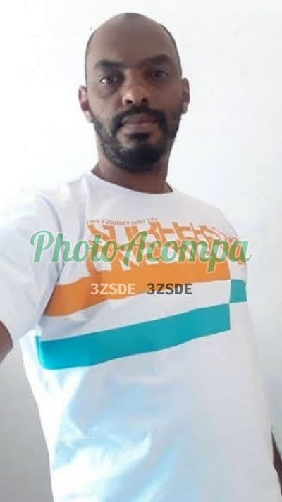 Acompanhante masculino foto sem retoque em São Paulo, foto 5 de Armani