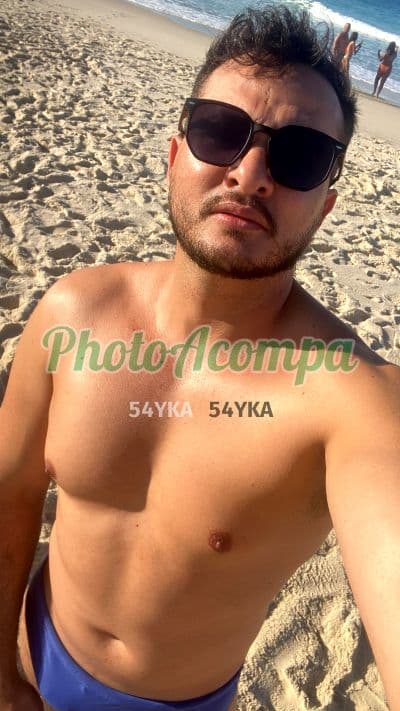 Acompanhante masculino em Rio de Janeiro com garganta profunda (4) — Arthur