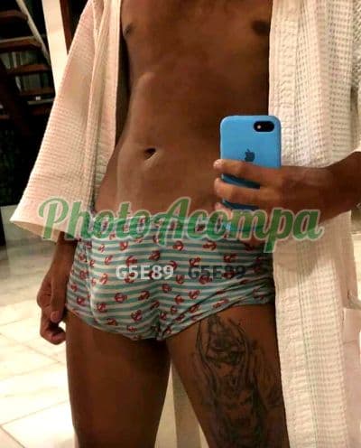 Acompanhante masculino em São Paulo — beijo na boca, foto 2 de Augusto