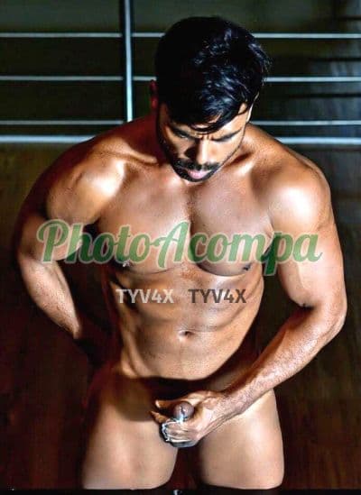 Acompanhante masculino em Rio de Janeiro com beijo grego (6) — Barone