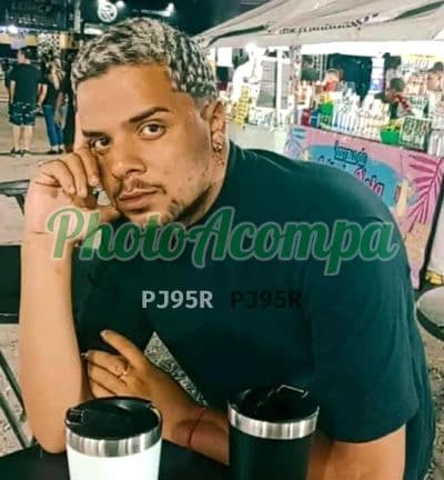Acompanhante masculino em São Gonçalo — beijo grego, foto 2 de Benjamín