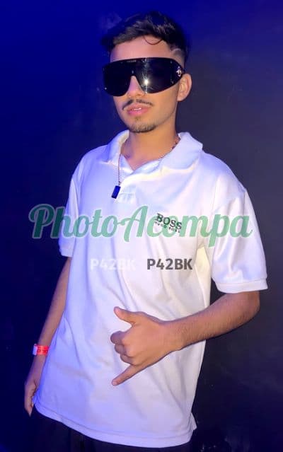 Acompanhante masculino em São Paulo com beijo grego (4) — Bertinelly