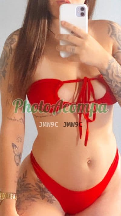 Acompanhante masculino em Balneário Camboriú com beijo grego (4) — Bruna