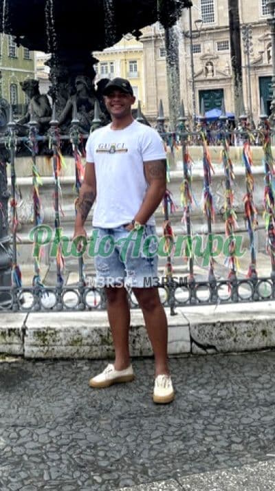 Acompanhante masculino em Nilópolis — beijo na boca, foto 2 de Bruno